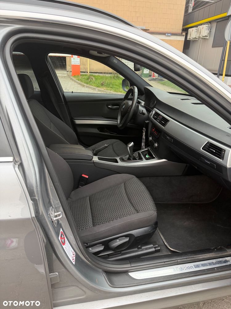 BMW Seria 3 318d - 6