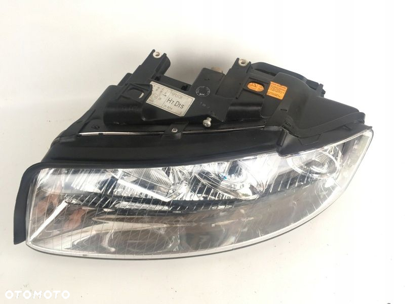 LAMPA LEWA PRZÓD A4 B6 8E0 XENON D1S LADNA - 2