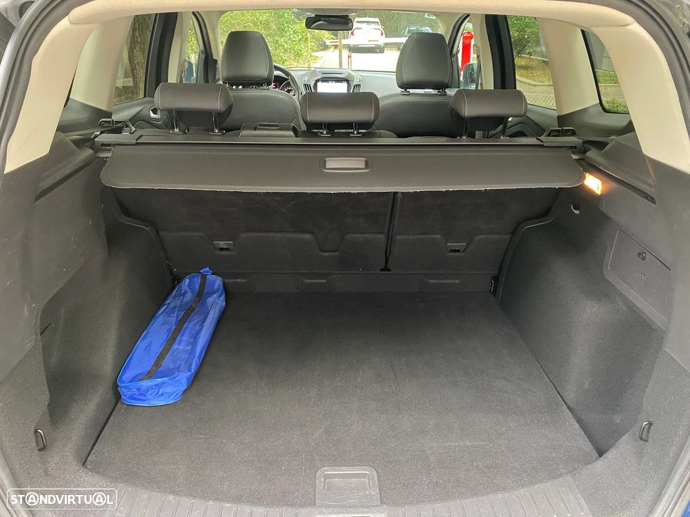 Ford Kuga 1.5 TDCi Titanium - 16