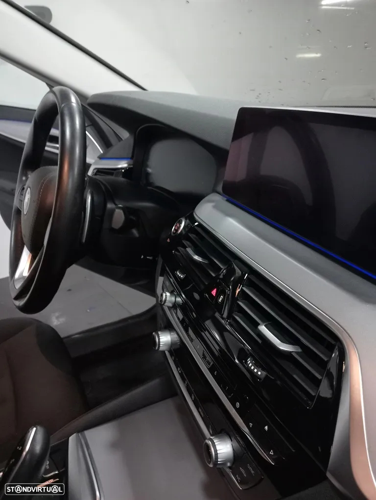 BMW 520 d Line Luxury Auto - 10