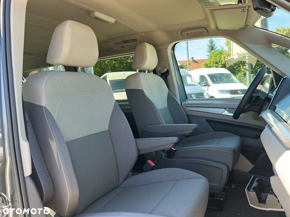 Volkswagen Multivan - 15