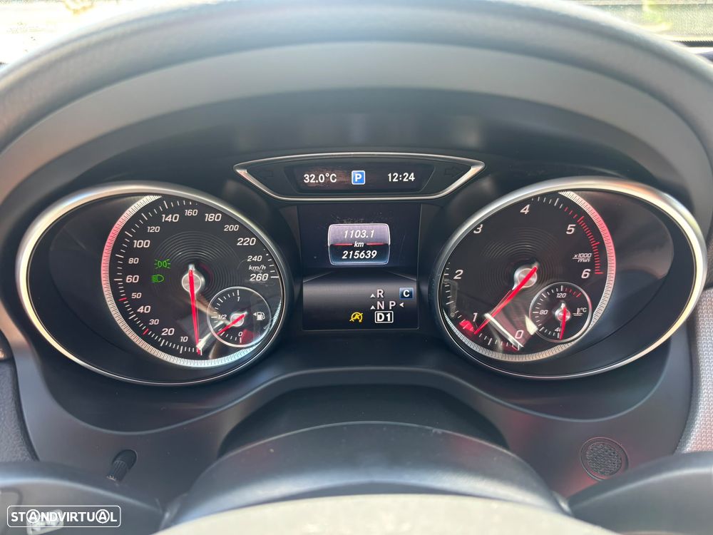 Mercedes-Benz CLA 200 d 4Matic 7G-DCT AMG Line - 30