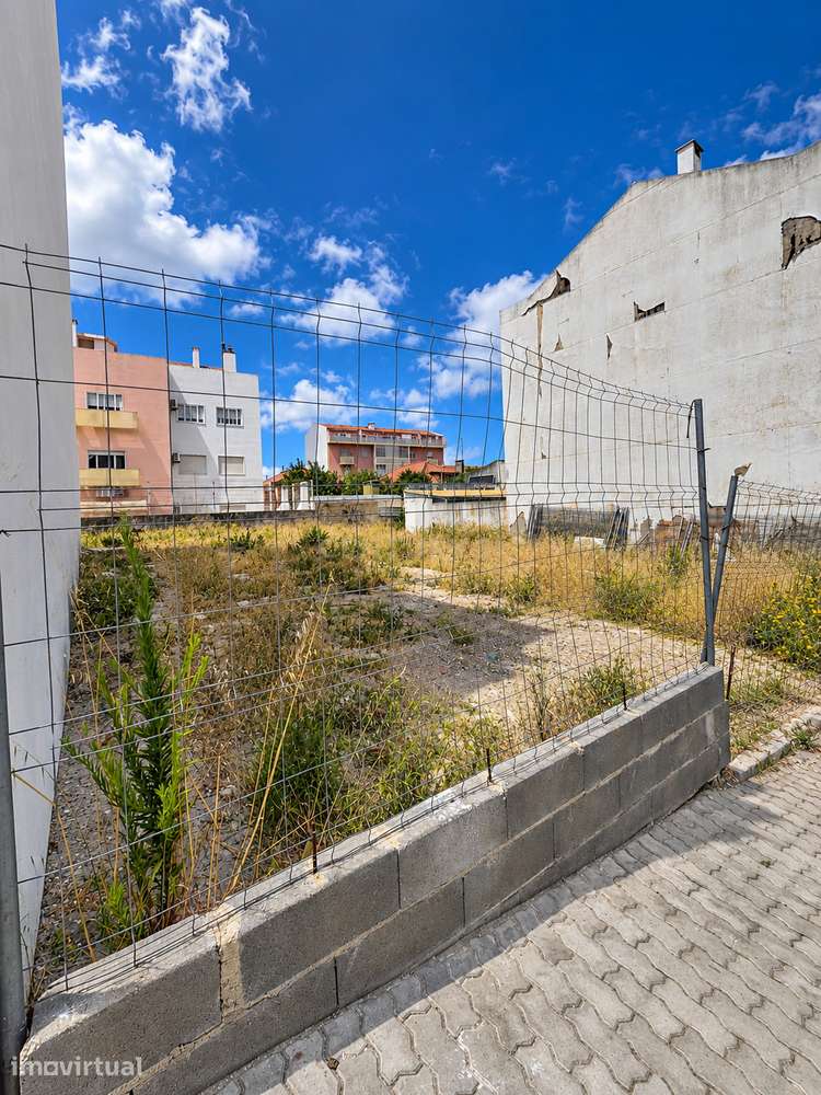 Terreno para construção com projeto aprovado, Brandoa, Amadora - Grande imagem: 3/4