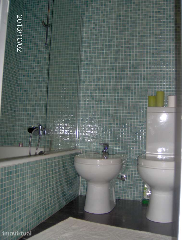 Arrenda-se apartamento T4 (remodelado) - Bairro da Cartuxa, Évora - Grande imagem: 5/6