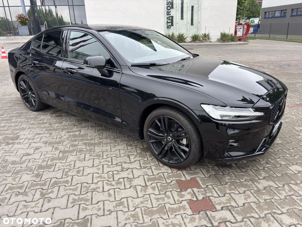 Volvo S60 B5 B Ultimate Dark - 10