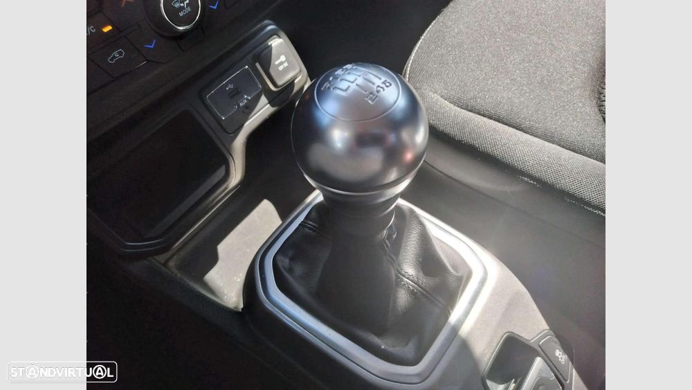 Jeep Renegade 1.0 T Limited - 16