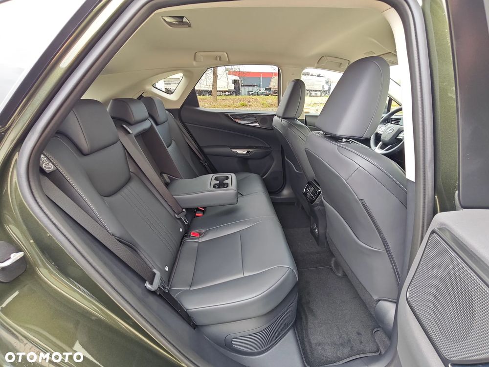 Lexus NX 350h Prestige AWD - 16