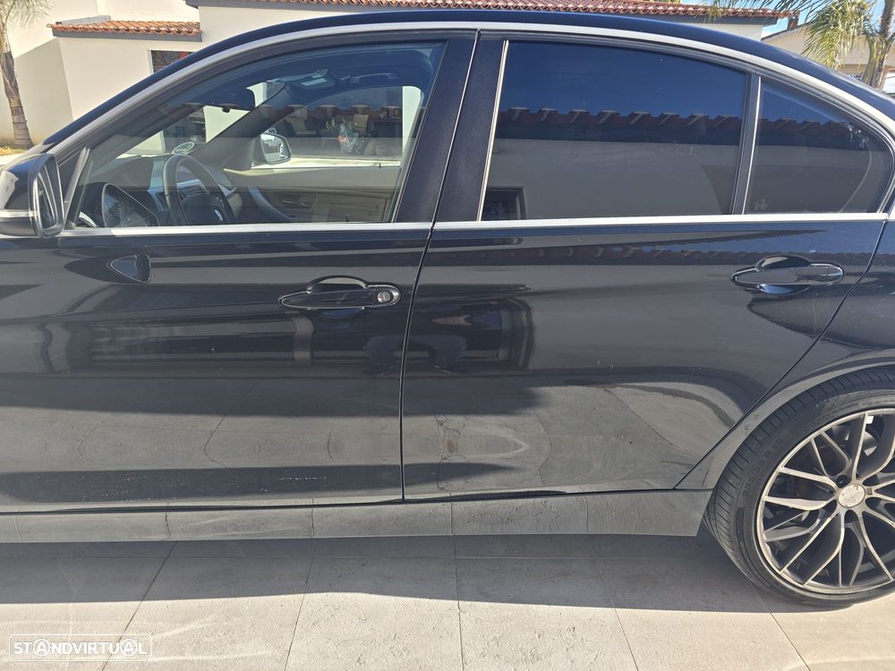 BMW 320 i Efficient Dynamics Edition Sport Line - 3