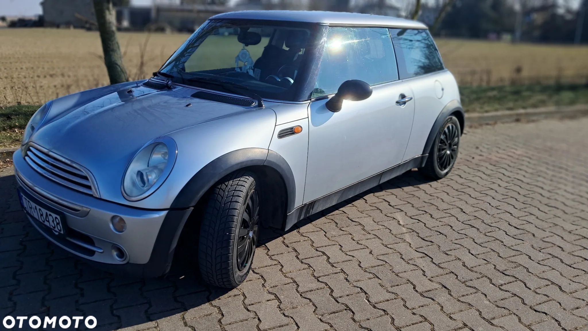 MINI ONE - 1