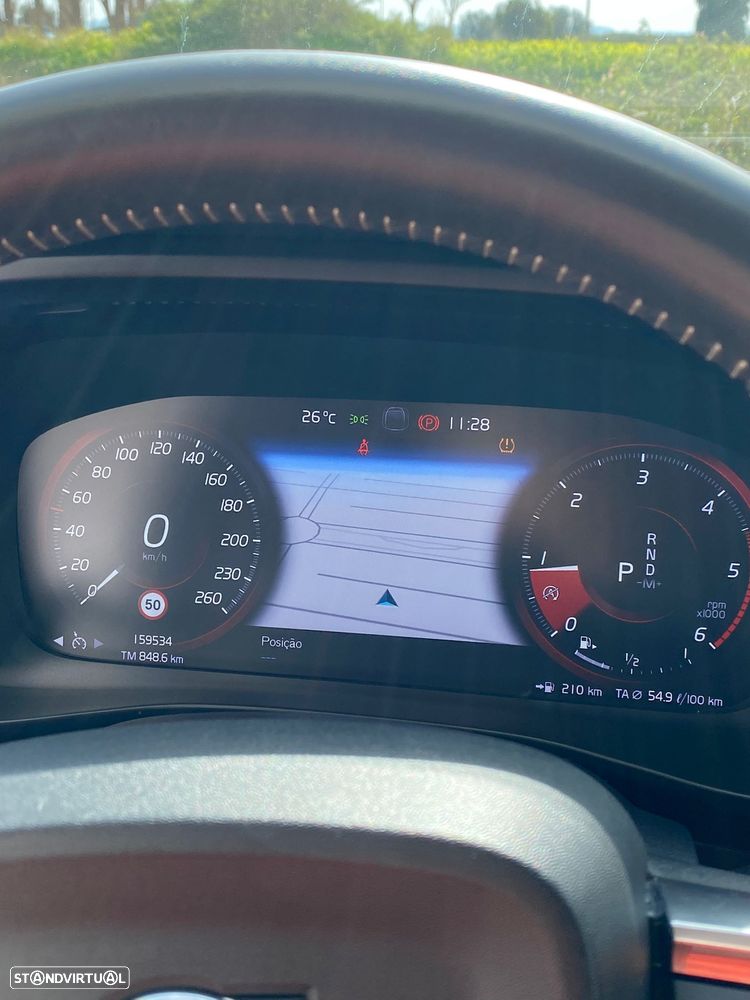 Volvo XC 40 2.0 D3 R-Design Geartronic - 10