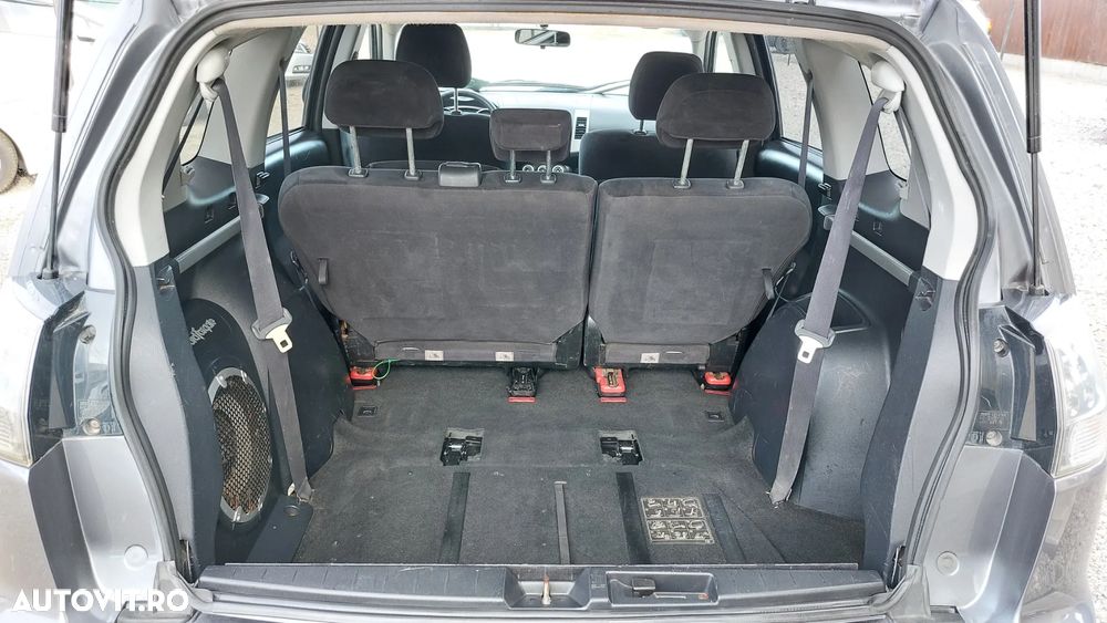 Mitsubishi Outlander 2.0 DI-D 4WD Instyle - 13