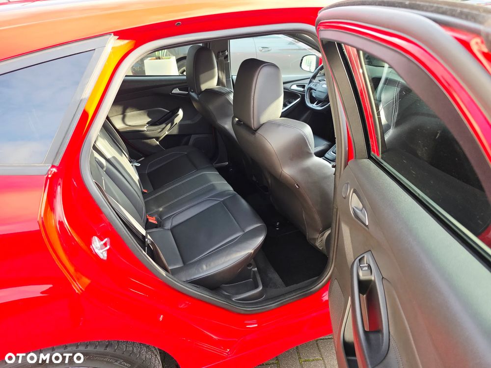 Ford Focus 2.0 TDCi ST - 14