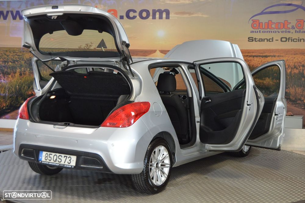 Peugeot 308 1.6 HDi Active - 12