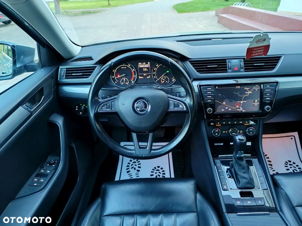 Skoda Superb 1.4 TSI ACT DSG Ambition - 29
