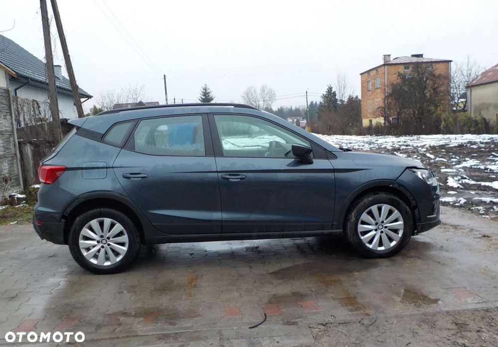 Seat Arona - 16