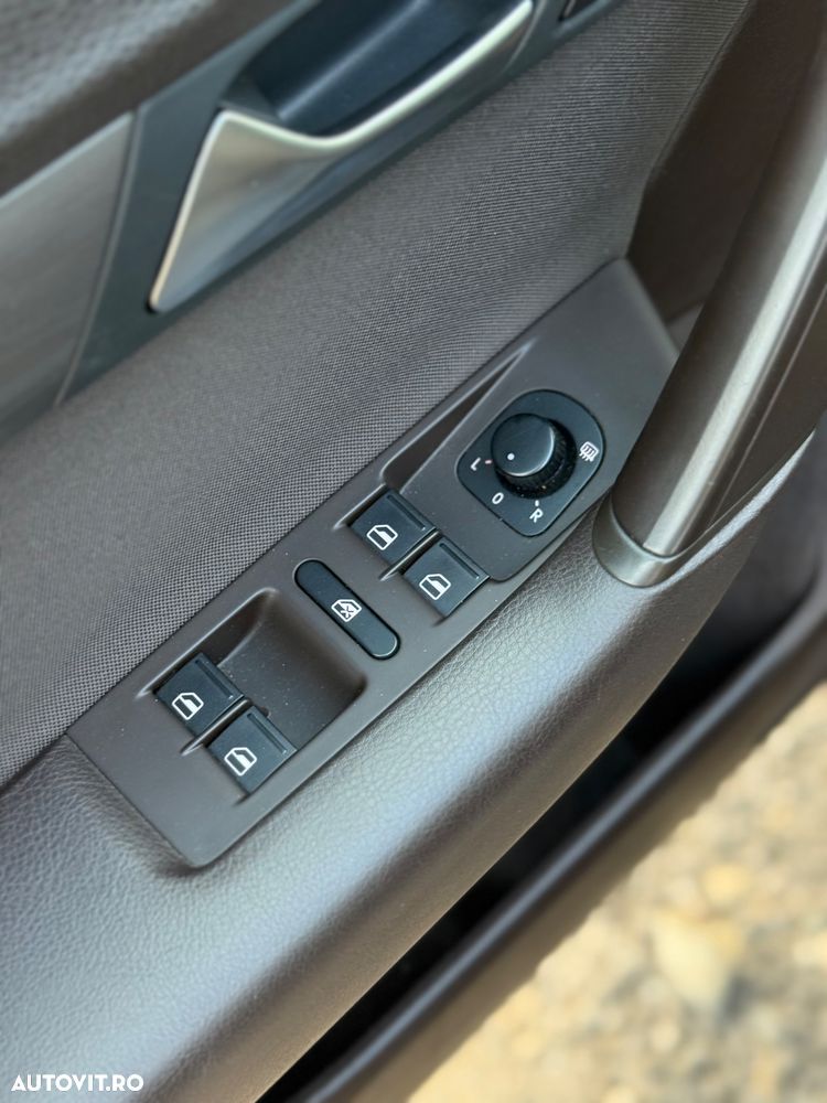 Volkswagen Passat 2.0 Blue TDI SCR Highline - 18