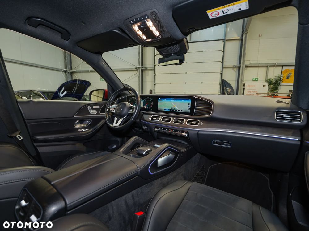 Mercedes-Benz GLE 300 d 4Matic 9G-TRONIC AMG Line - 23