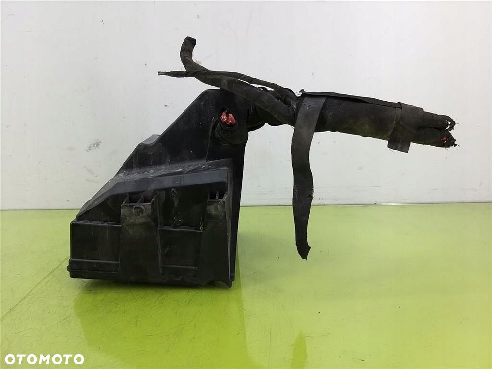 Skrzynka bezpieczników Renault Laguna III 2007-2015 240110094R ORYGINAŁ - 1