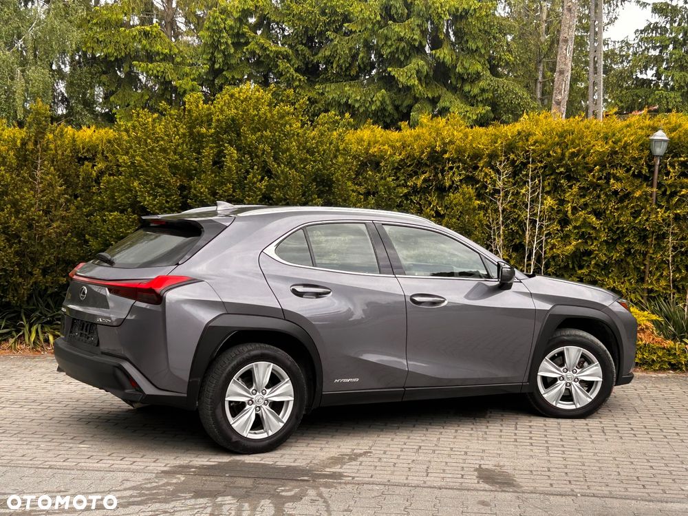 Lexus UX 250h (E-FOUR) Executive Line - 21