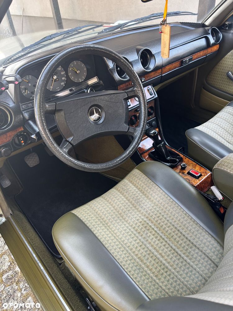 Mercedes-Benz W123 - 7