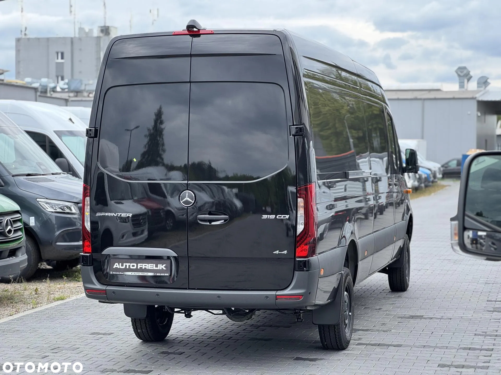 Mercedes-Benz Sprinter - 6