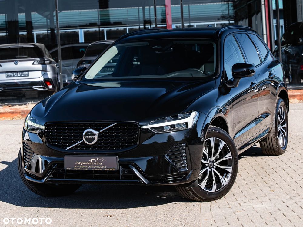 Volvo XC 60 B4 D AWD Plus Dark - 2