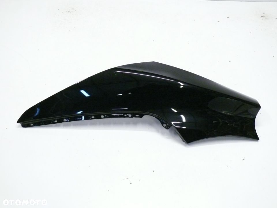 BŁOTNIK PRZEDNI PRAWY MCLAREN 720S - 1