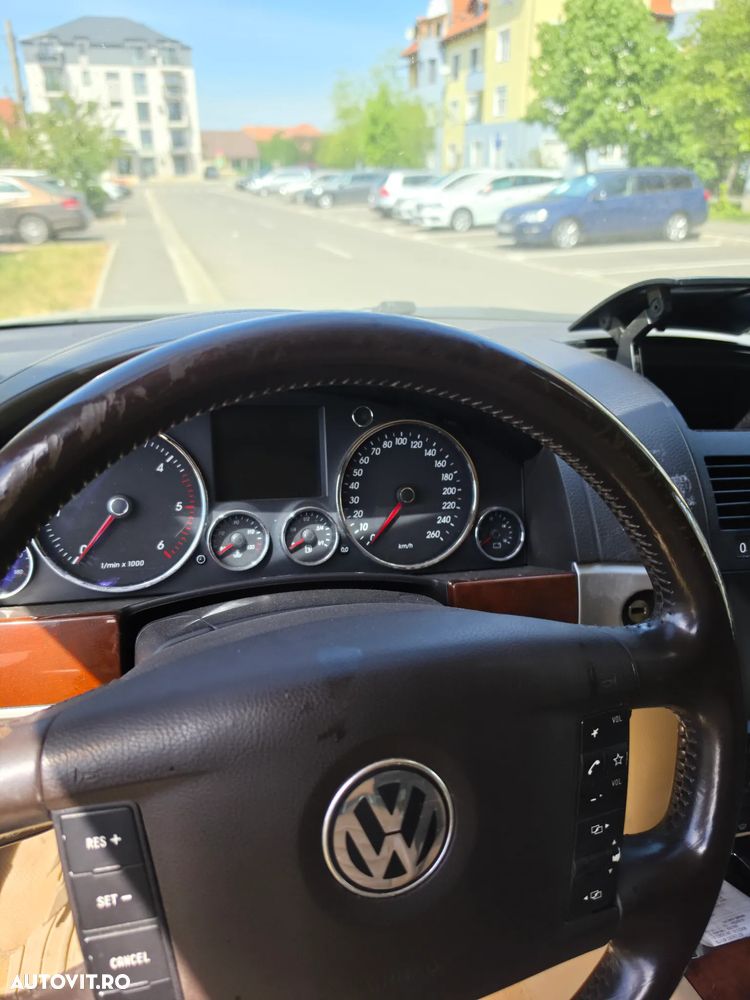 Volkswagen Touareg 3.0 V6 TDI DPF Automatik Individual - 3
