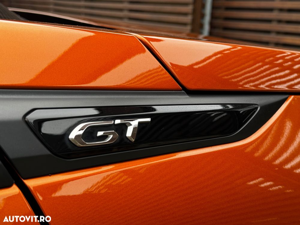 Peugeot 2008 PureTech 130 EAT8 GT - 24