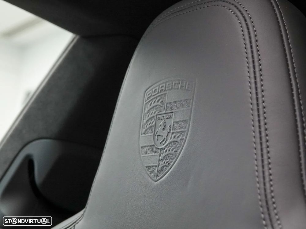 Porsche 911 (992) Turbo PDK - 26
