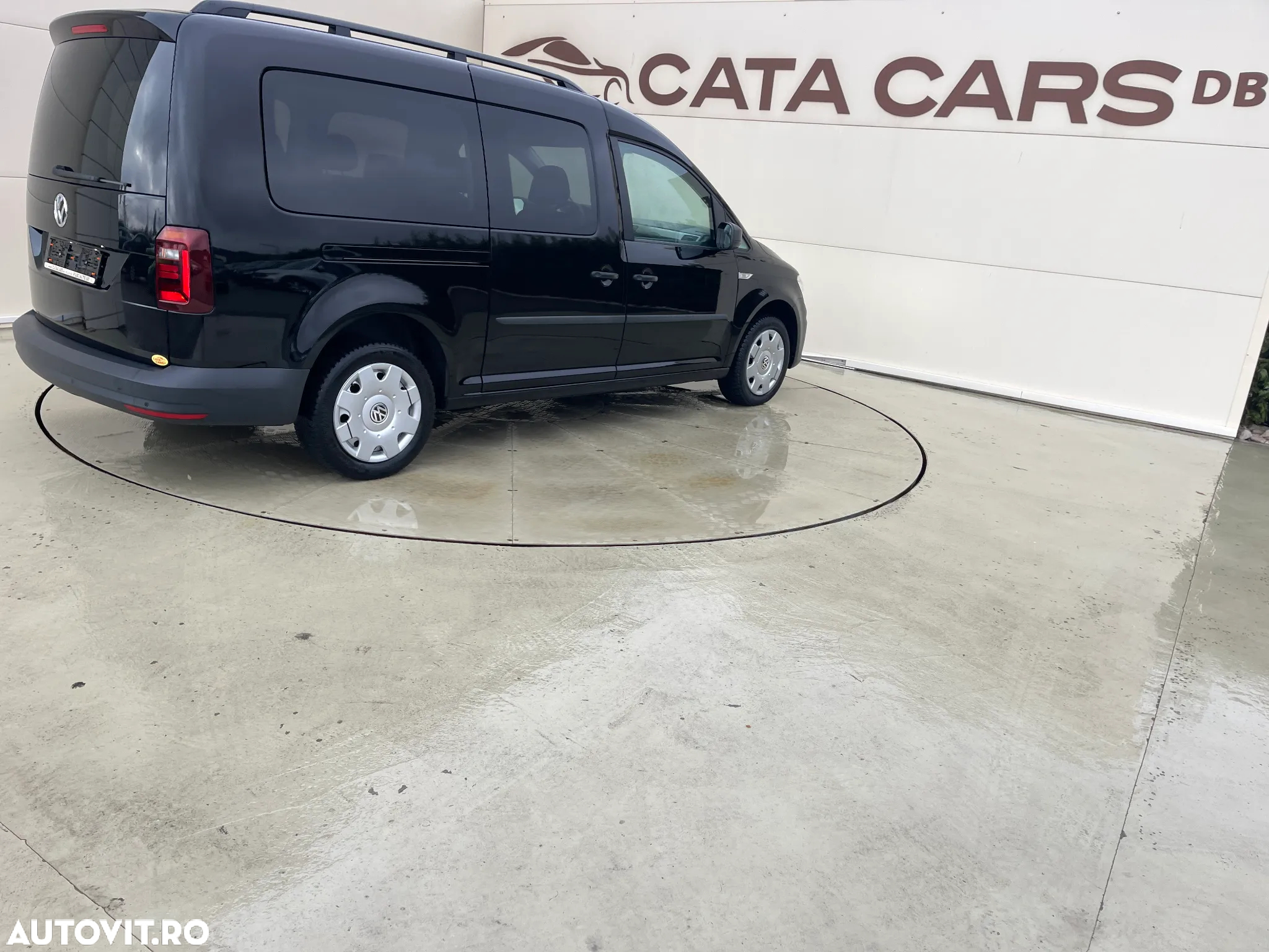 Volkswagen Caddy - 16