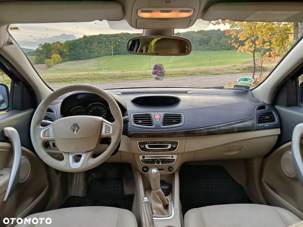 Renault Fluence 1.6 16V Privilege - 7