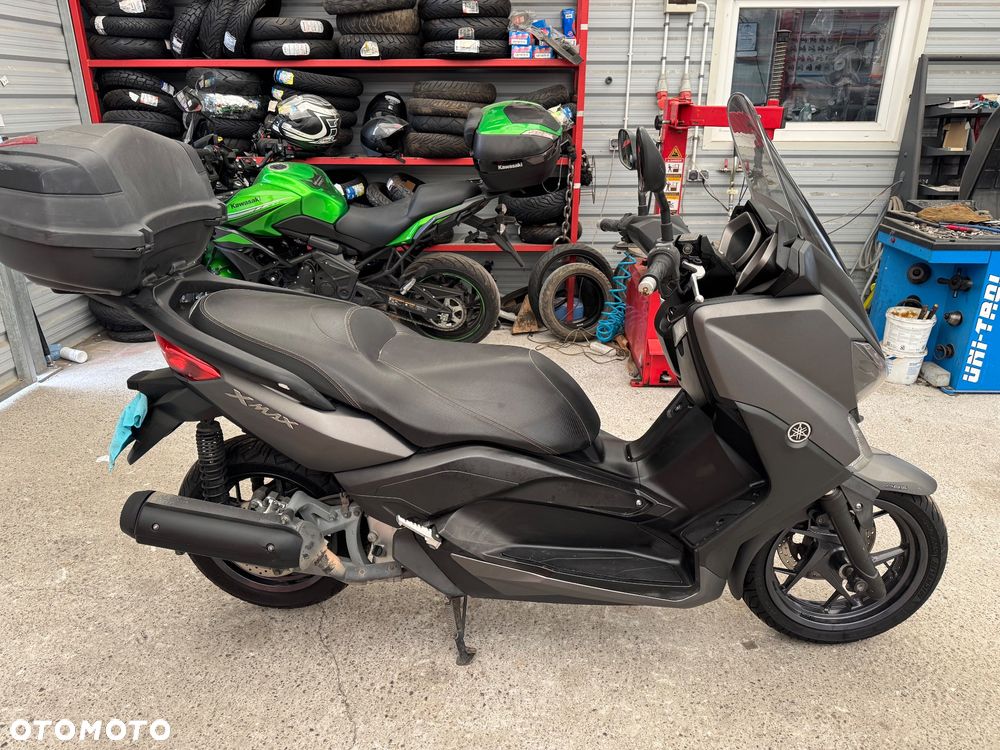 Yamaha X-max - 8