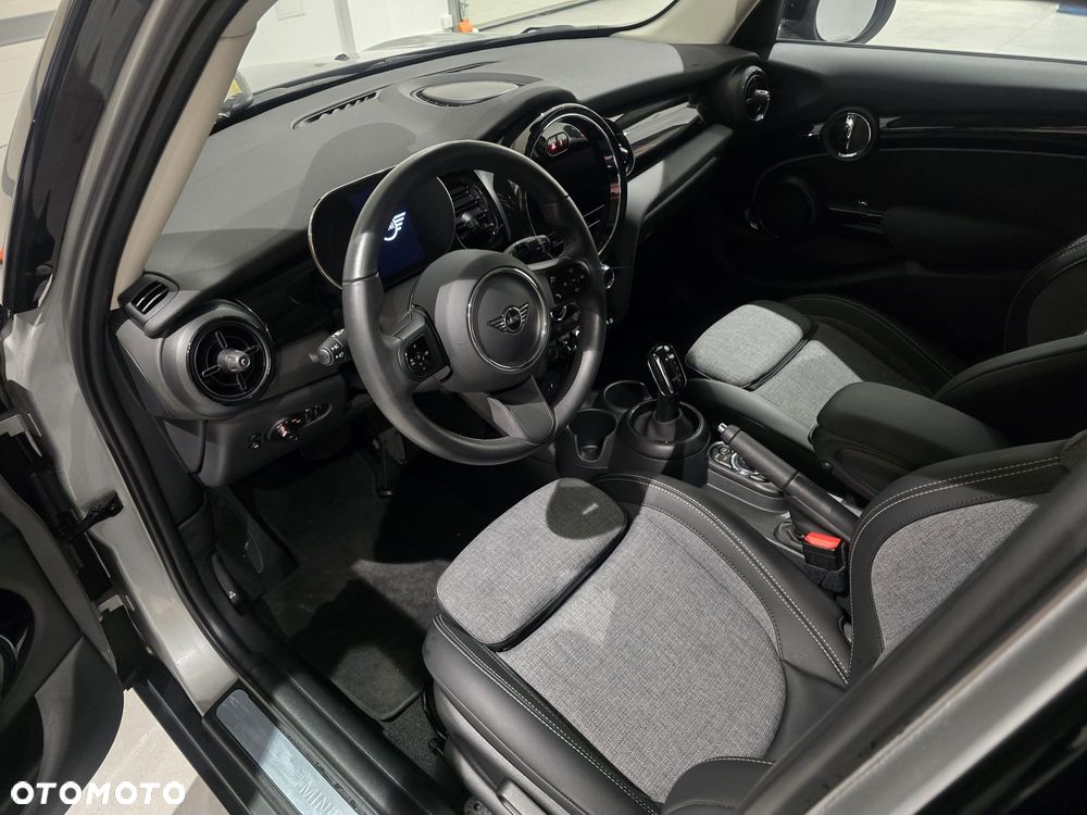 MINI Cooper Yours Trim - 9