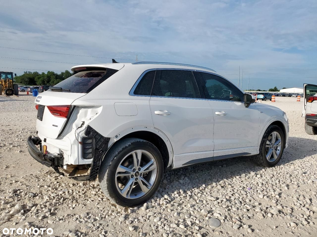 Audi Q3 - 4