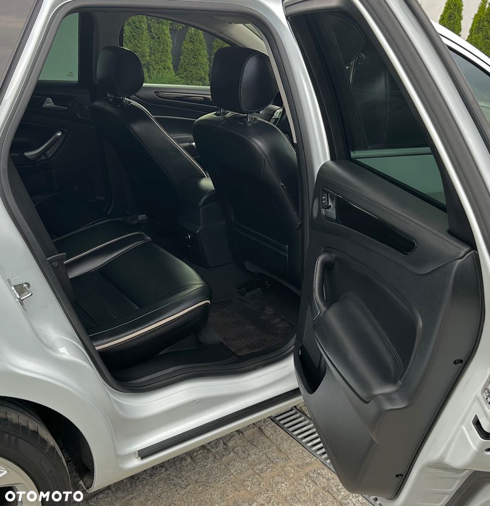 Ford Mondeo 2.0 TDCi Platinium X Plus (Titanium) - 12