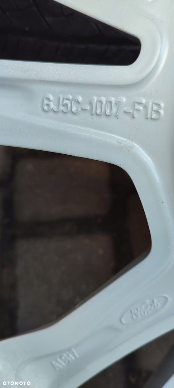 Felgi Aluminiowe Oryg. Ford Kuga S-Max 17 Cali 7,5Jx17 Et52,5 5x108 Ø63,4mm - 15