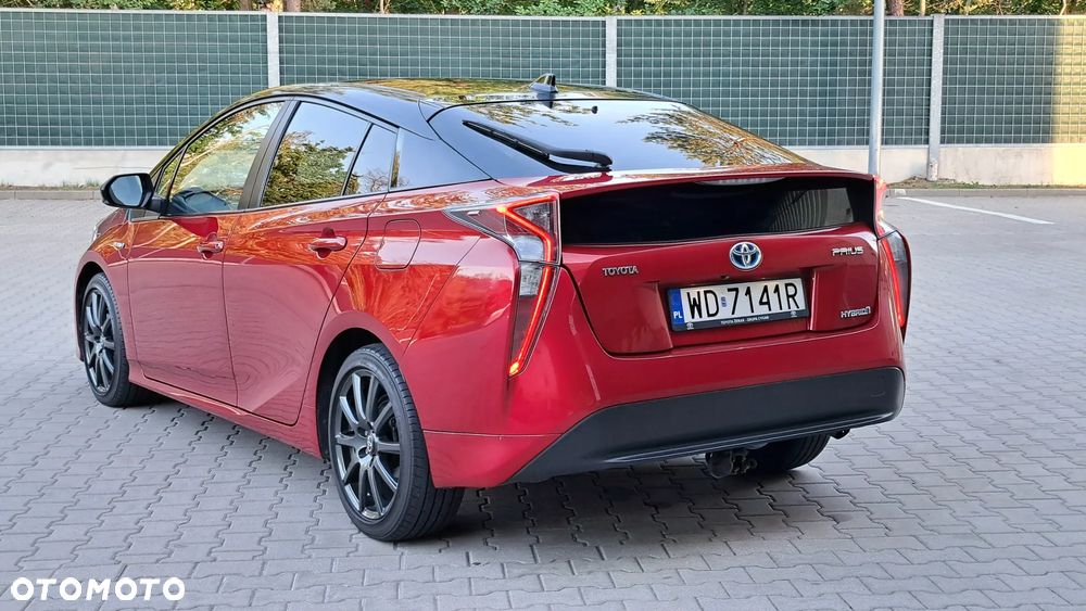 Toyota Prius Hybrid - 6