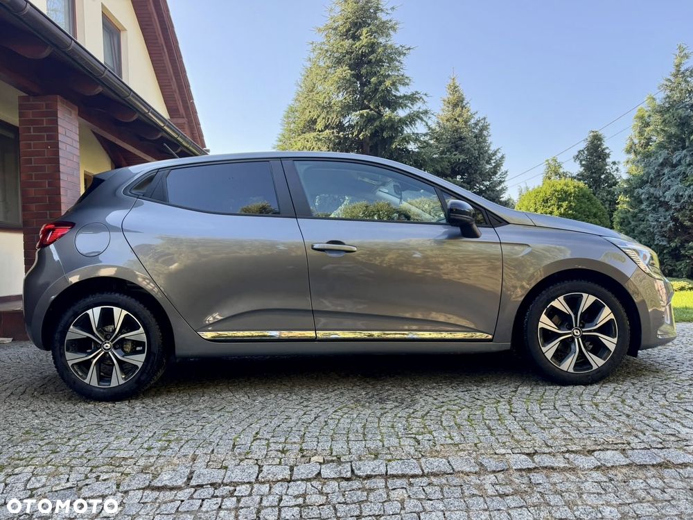 Renault Clio - 6