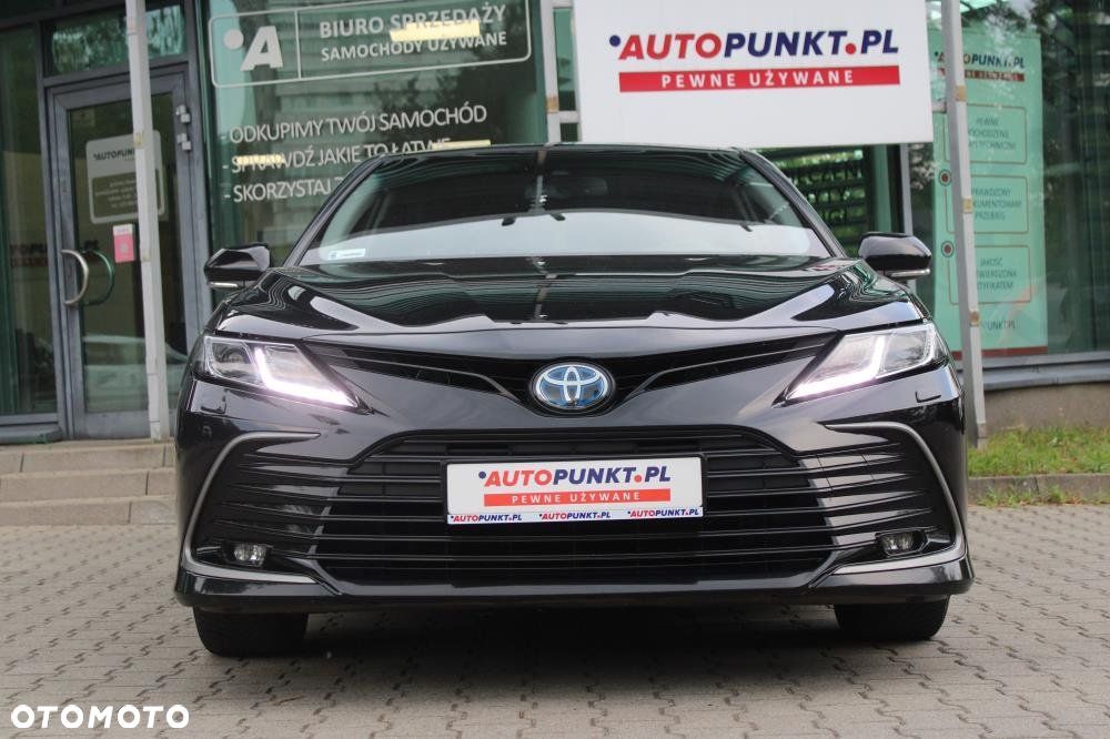 Toyota Camry - 2
