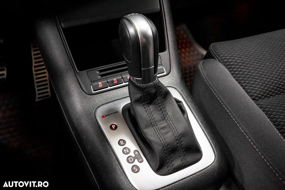 Volkswagen Tiguan 2.0 TDI DPF 4Motion BlueMotion Technology DSG Sport & Style - 30