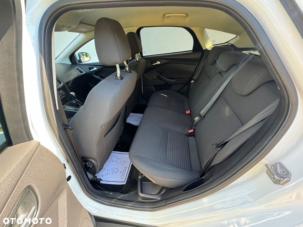 Ford Focus 1.5 EcoBoost STart-Stopp-System TITANIUM - 17