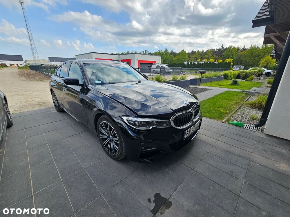 BMW Seria 3 318d M Sport Shadow - 9