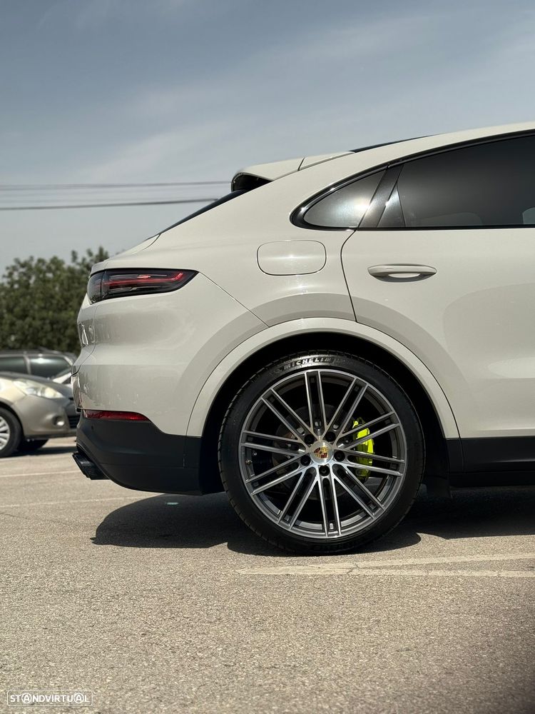 Porsche Cayenne E-Hybrid - 5
