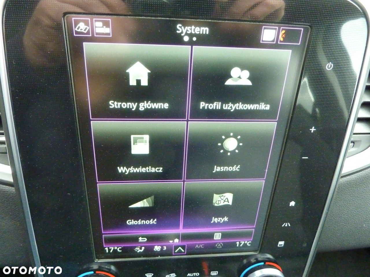 Renault Grand Scenic - 33