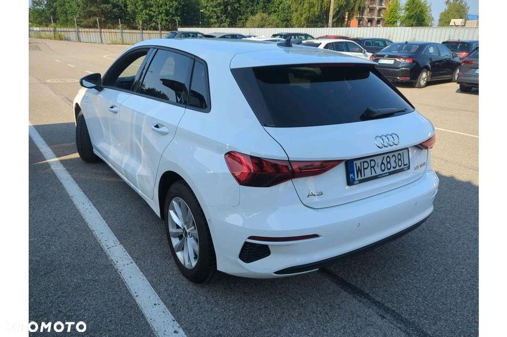 Audi A3 Sportback 1.5 TFSI S tronic - 4