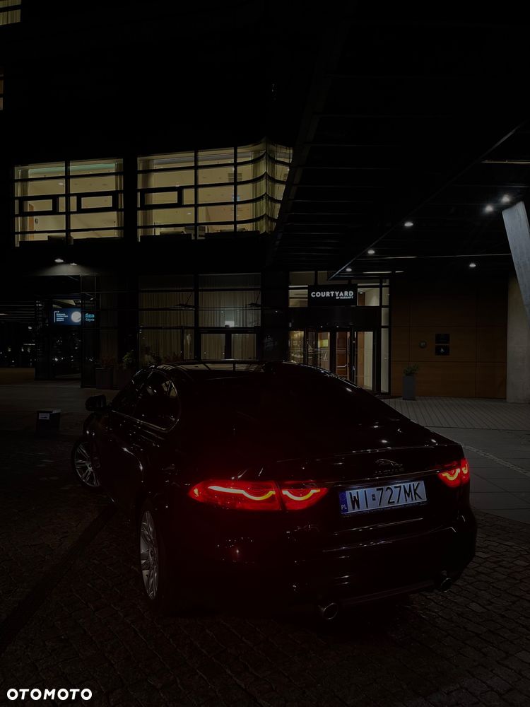 Jaguar XF 2.0 T AWD Portfolio - 23