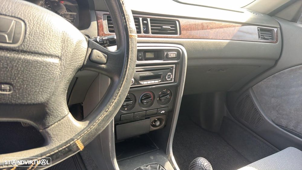 Honda Civic 1.4i S - 4