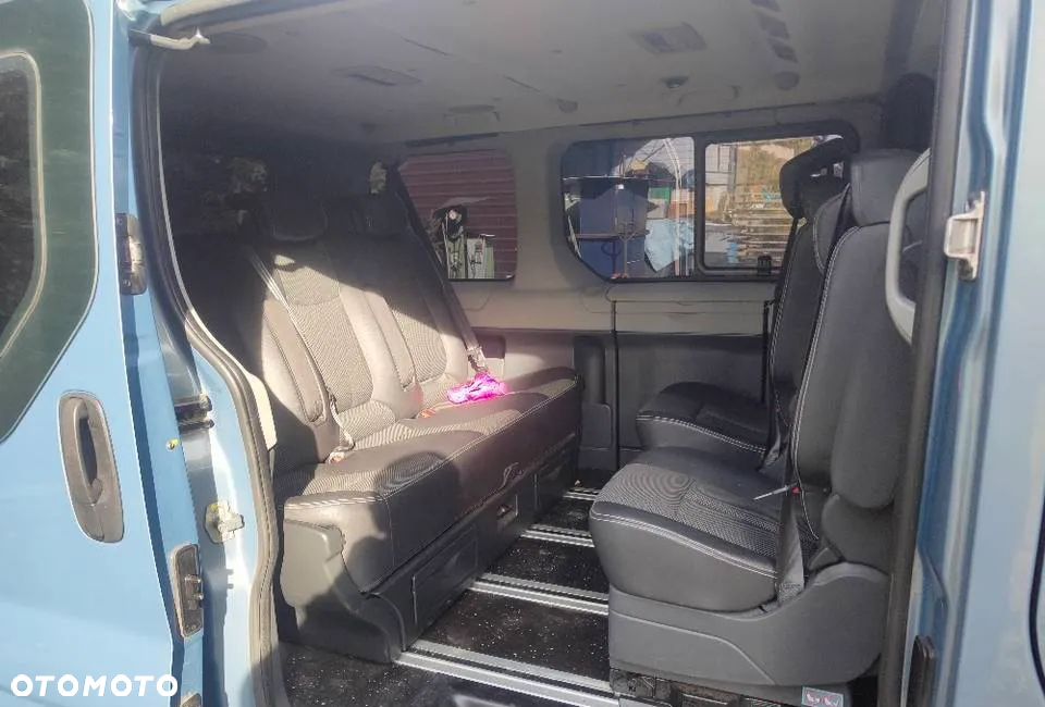 Renault Trafic - 13