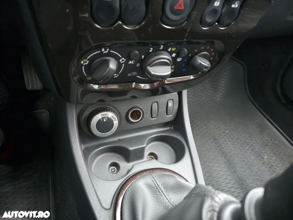 Dacia Duster 1.5 dCi 4x4 Ambiance - 8